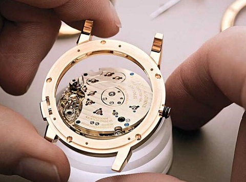 伯爵手表维修点中心（伯爵分针不动）