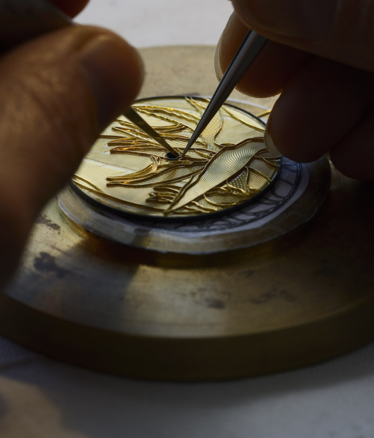 伯爵手表停了怎么办（伯爵表内出现水汽）